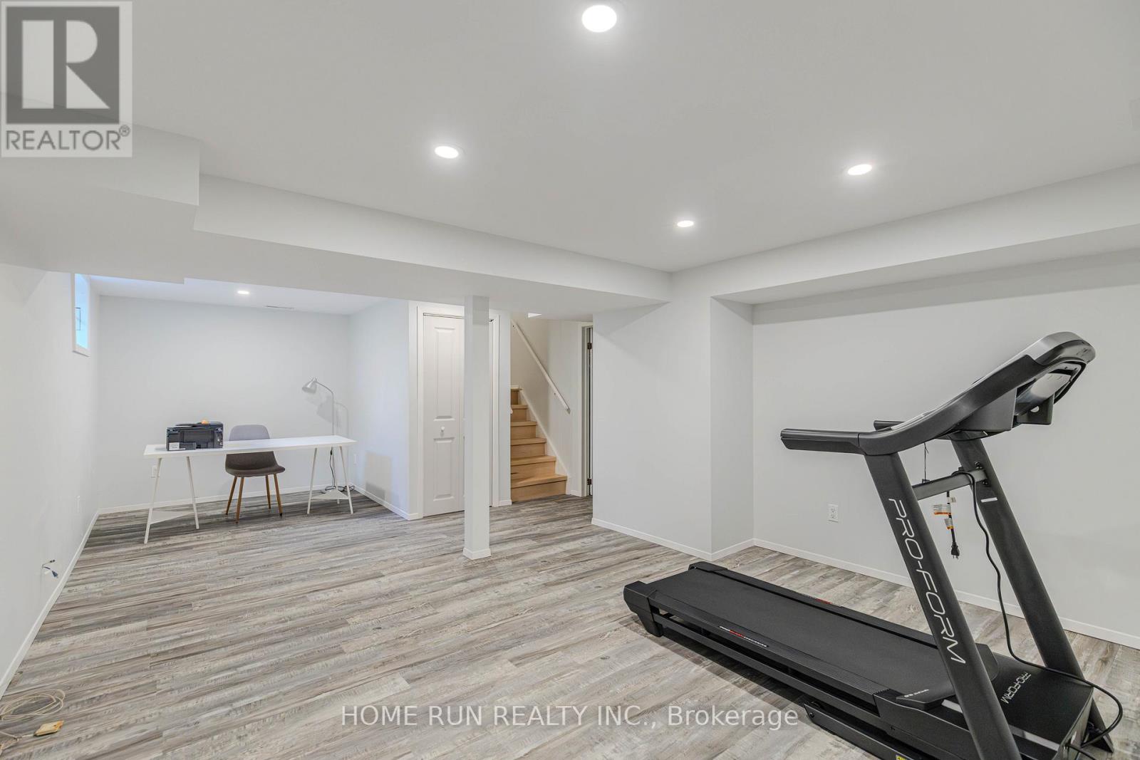 Photo 22 of 30 Turret Court, Ottawa ON