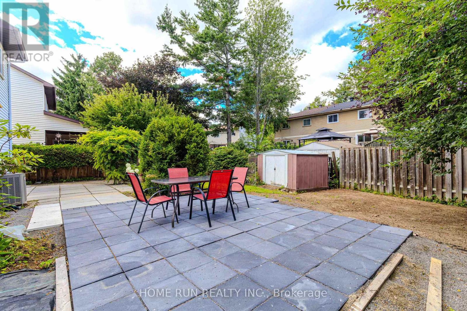 Photo 38 of 30 Turret Court, Ottawa ON
