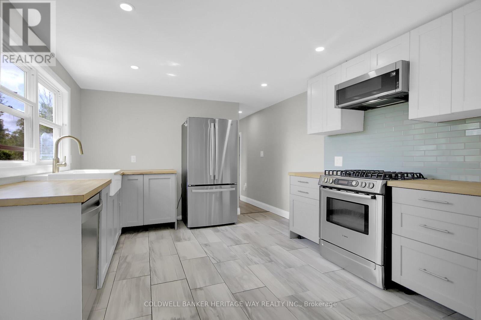 Photo 18 of 601 Weedmark Road, Montague ON