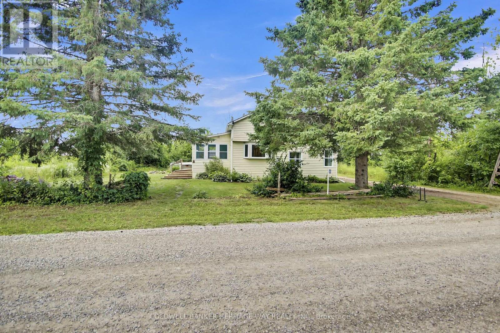 Photo 3 of 601 Weedmark Road, Montague ON