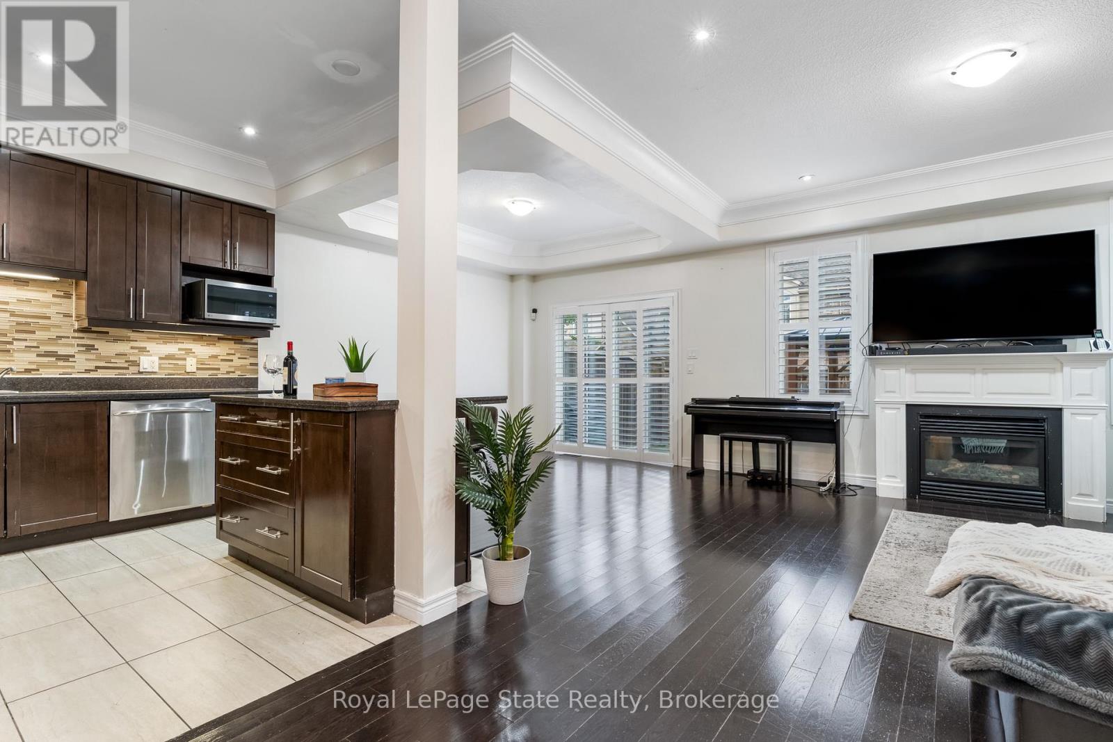 Photo 10 of 59 Galileo Drive, Hamilton ON