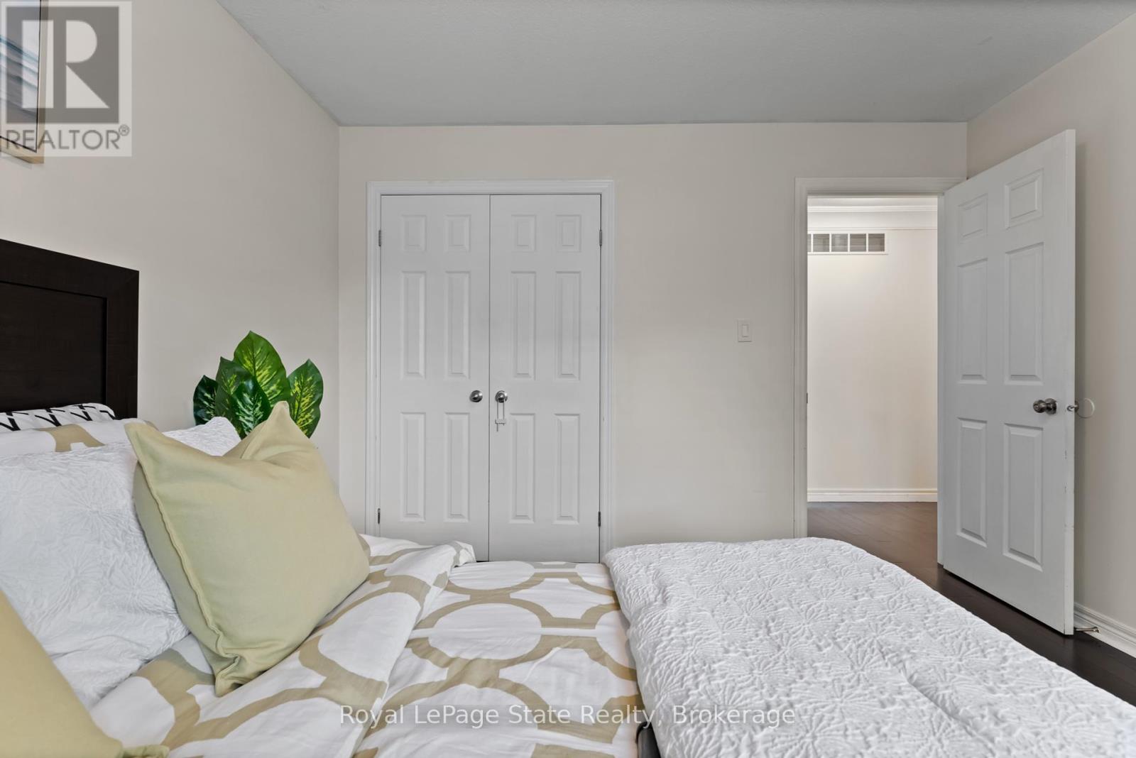 Photo 29 of 59 Galileo Drive, Hamilton ON