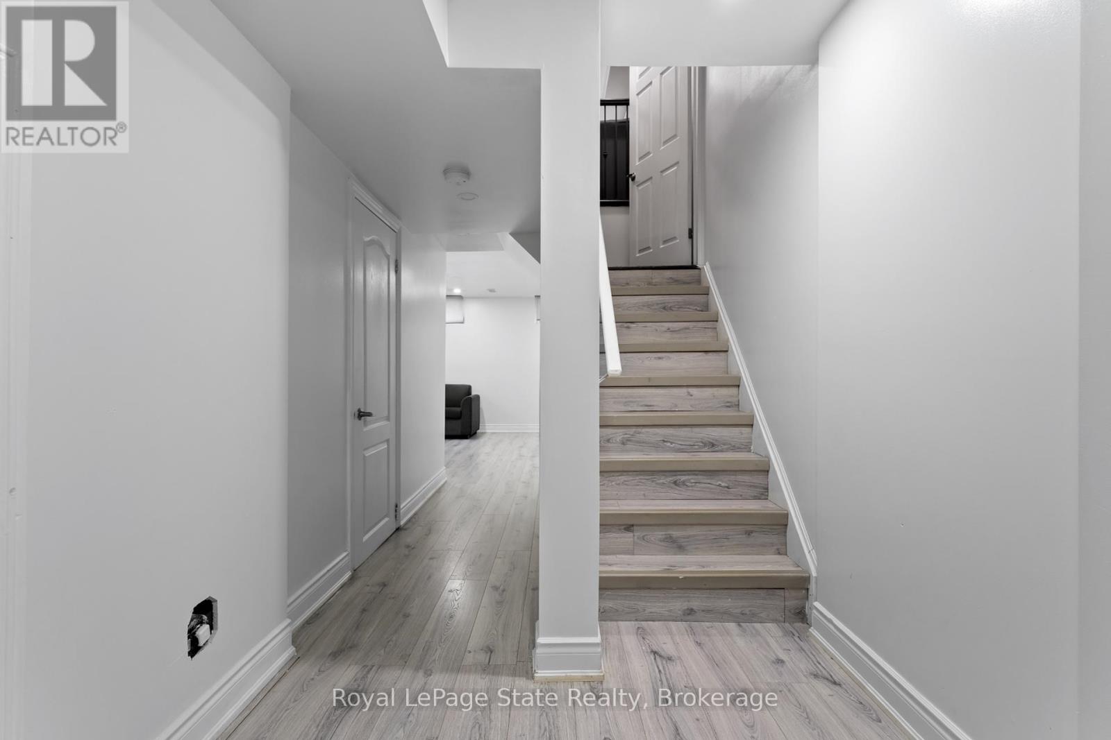 Photo 32 of 59 Galileo Drive, Hamilton ON