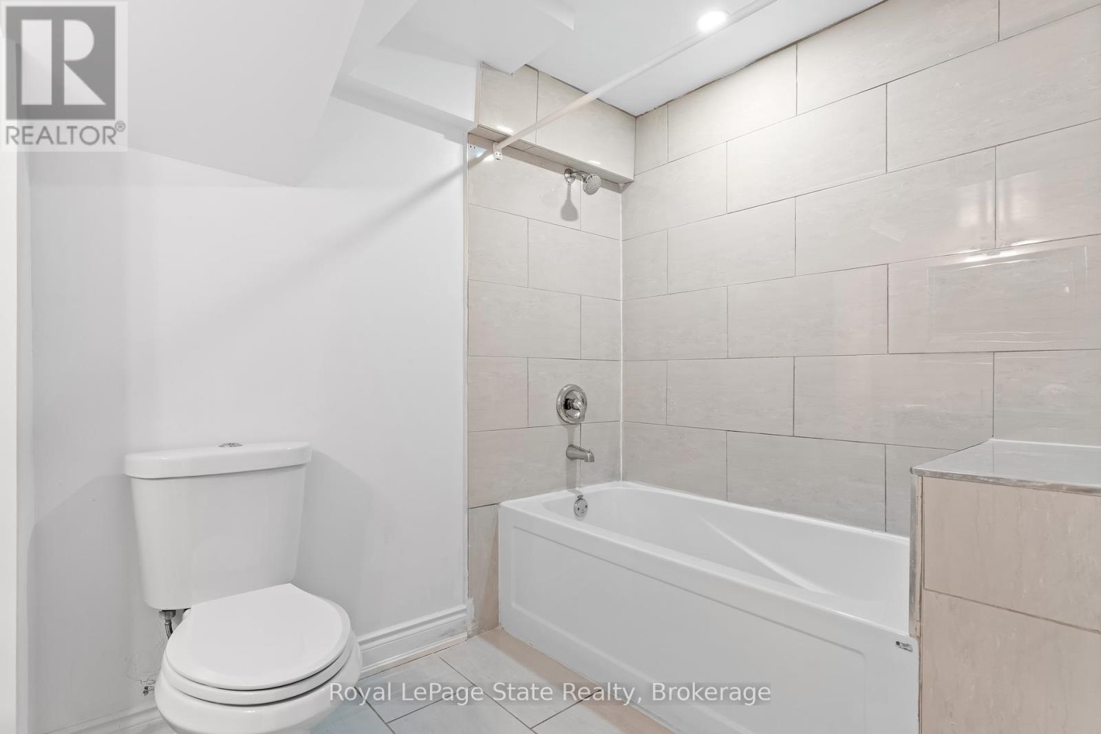 Photo 34 of 59 Galileo Drive, Hamilton ON