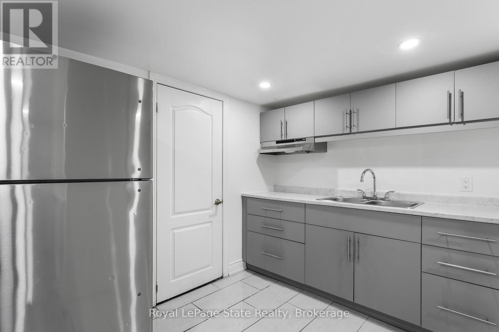 Photo 35 of 59 Galileo Drive, Hamilton ON