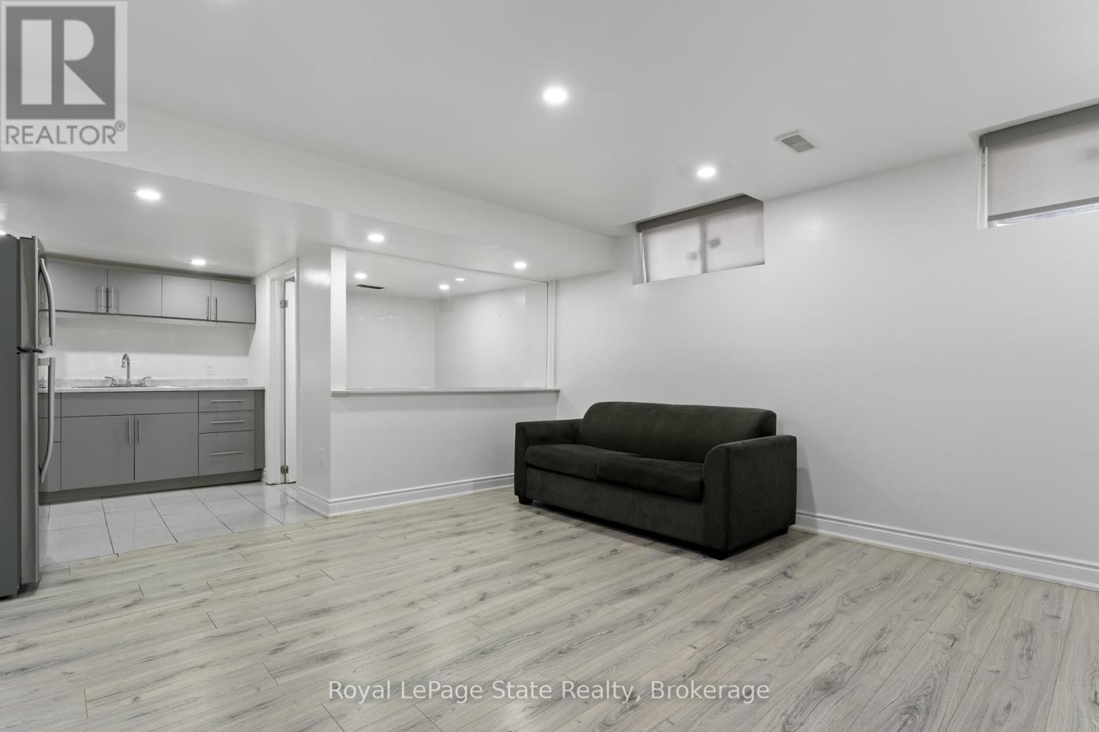 Photo 38 of 59 Galileo Drive, Hamilton ON