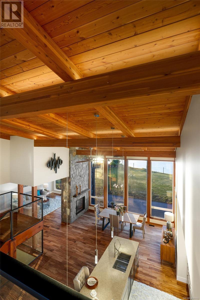 Photo 11 of 3300 Livesay Rd, Central Saanich BC