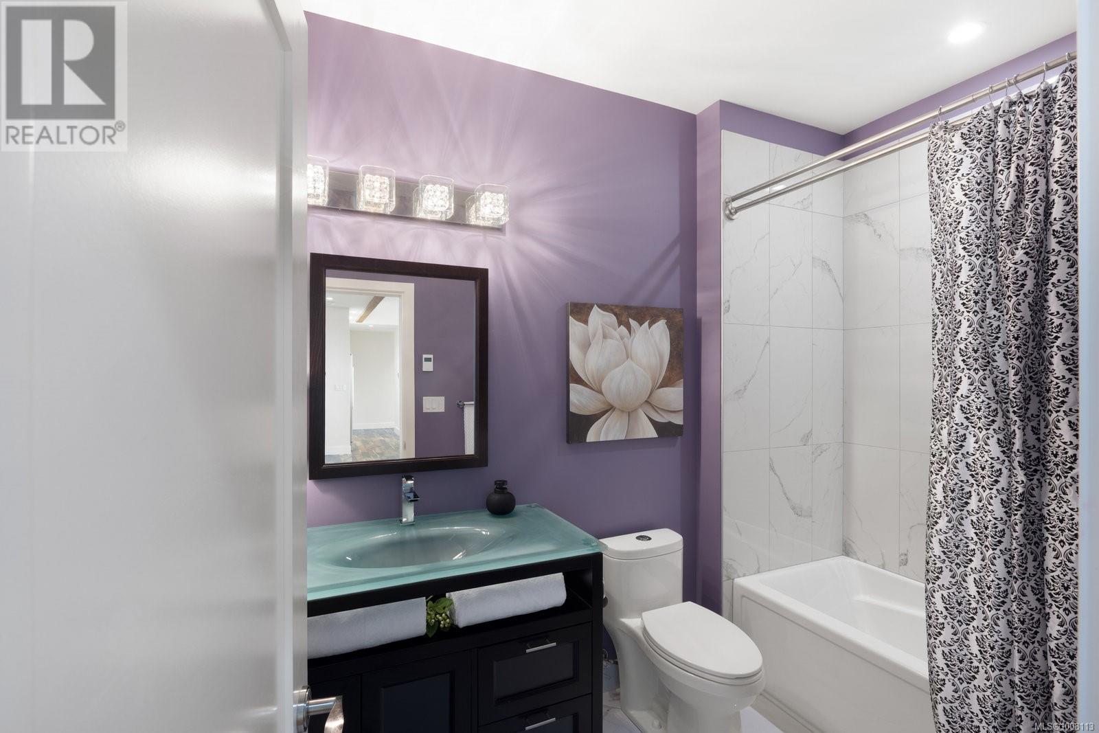 Photo 25 of 3300 Livesay Rd, Central Saanich BC