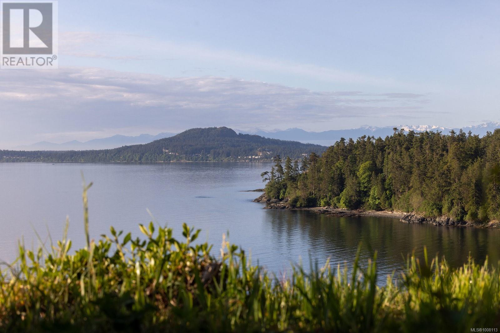 Photo 7 of 3300 Livesay Rd, Central Saanich BC