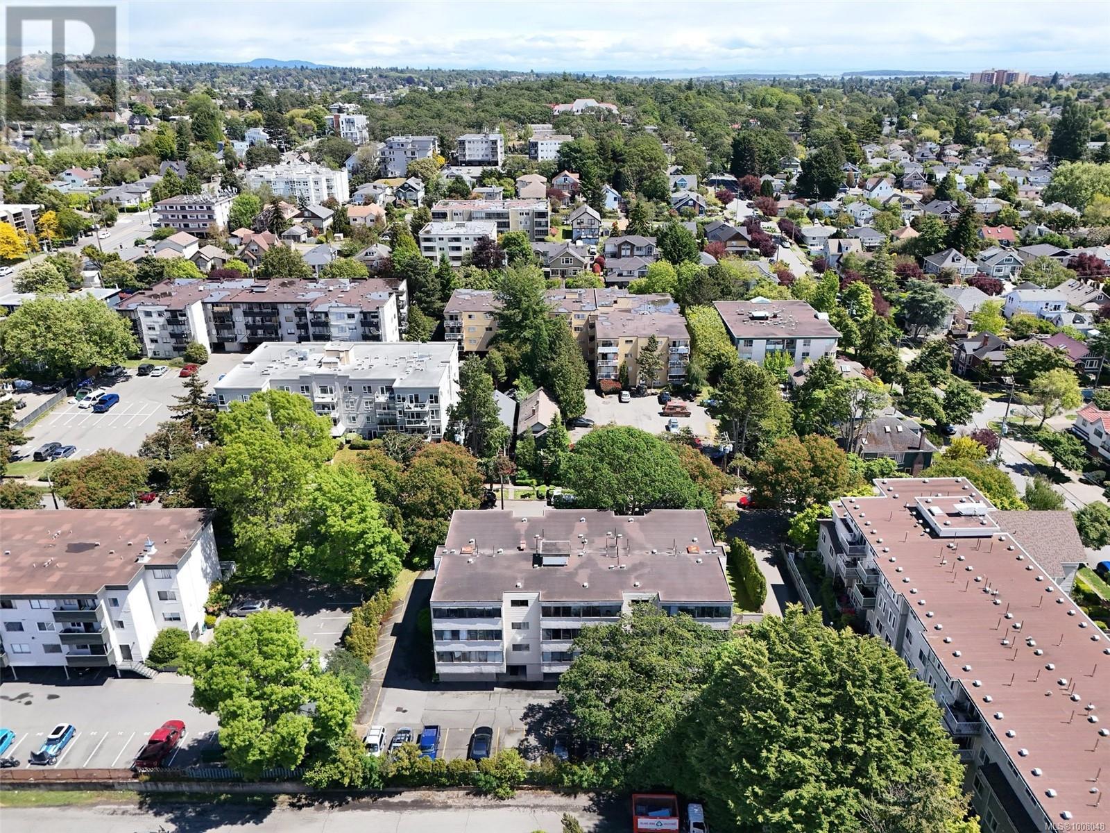 Photo 21 of 103 2610 Graham St, Victoria BC