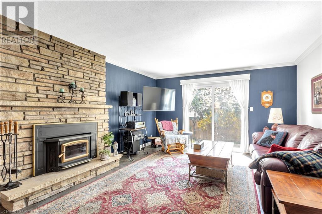 Photo 8 of 16 Edgar Drive, Brantford ON