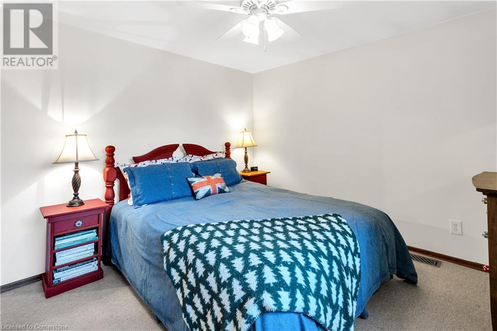 Photo 33 of 16 Edgar Drive, Brantford ON