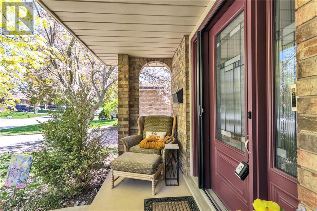 Photo 20 of 16 Edgar Drive, Brantford ON