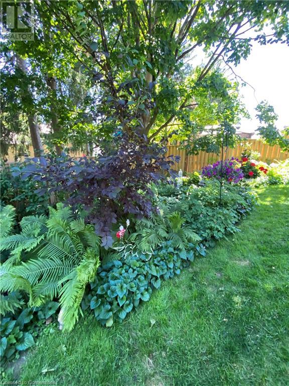Photo 29 of 16 Edgar Drive, Brantford ON