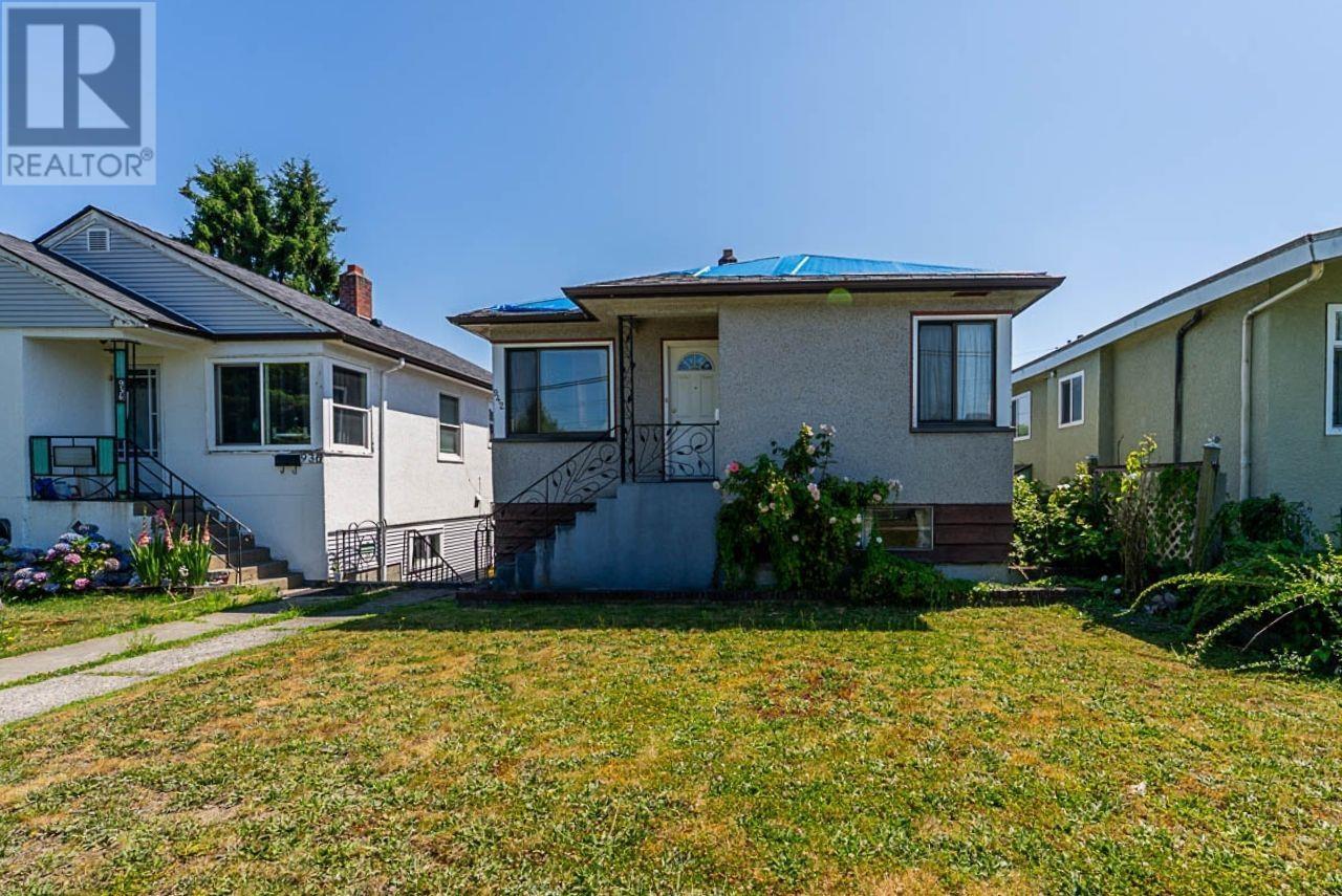 Photo 15 of 942 Nanaimo Street, Vancouver BC
