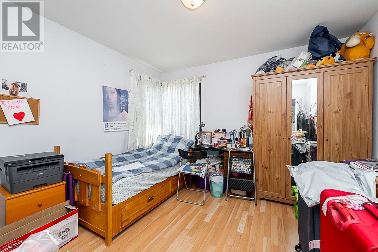 Photo 2 of 942 Nanaimo Street, Vancouver BC