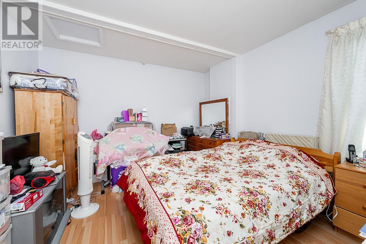 Photo 7 of 942 Nanaimo Street, Vancouver BC