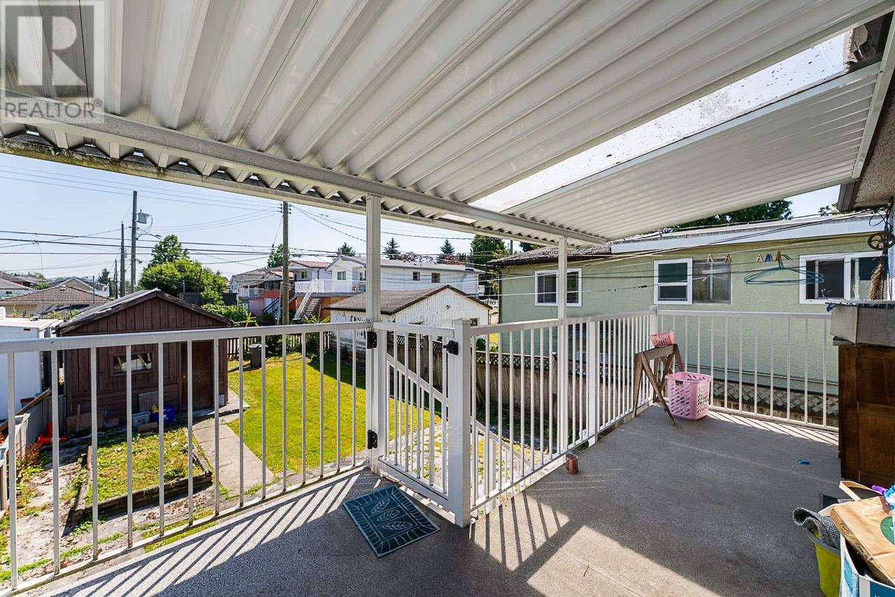 Photo 21 of 942 Nanaimo Street, Vancouver BC