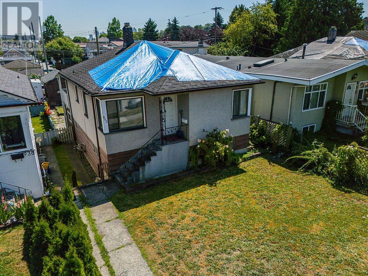 Photo 22 of 942 Nanaimo Street, Vancouver BC