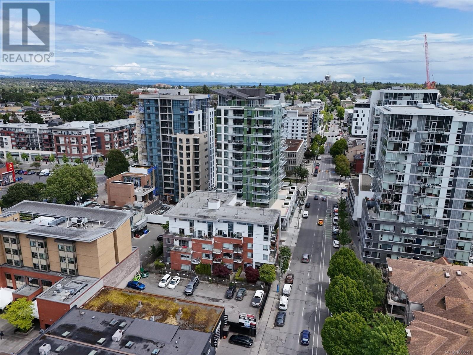 Photo 7 of 306 932 Johnson St, Victoria BC