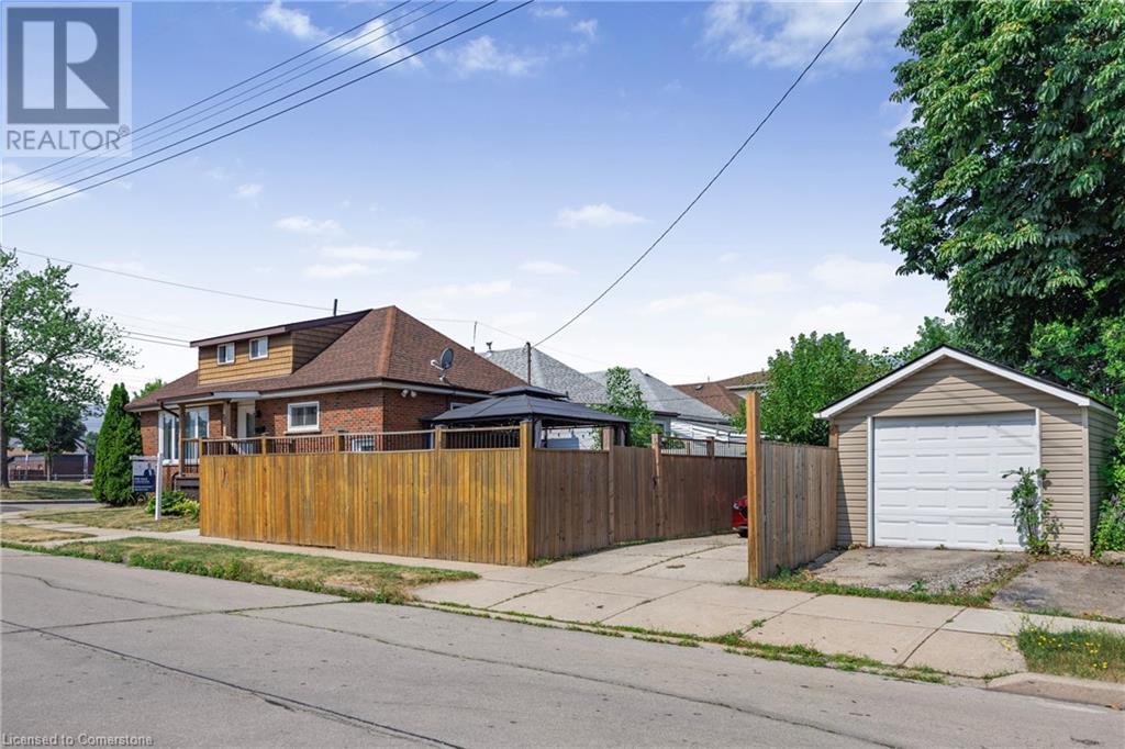 Photo 34 of 55 Allan Avenue, Hamilton ON