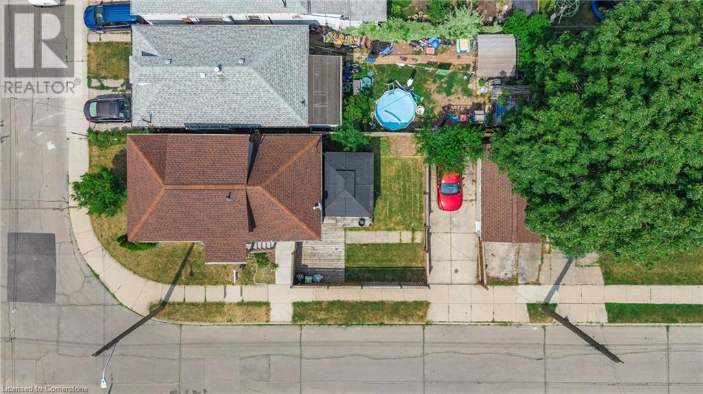 Photo 19 of 55 Allan Avenue, Hamilton ON