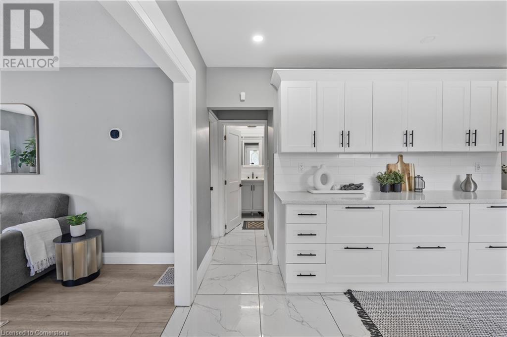 Photo 31 of 55 Allan Avenue, Hamilton ON