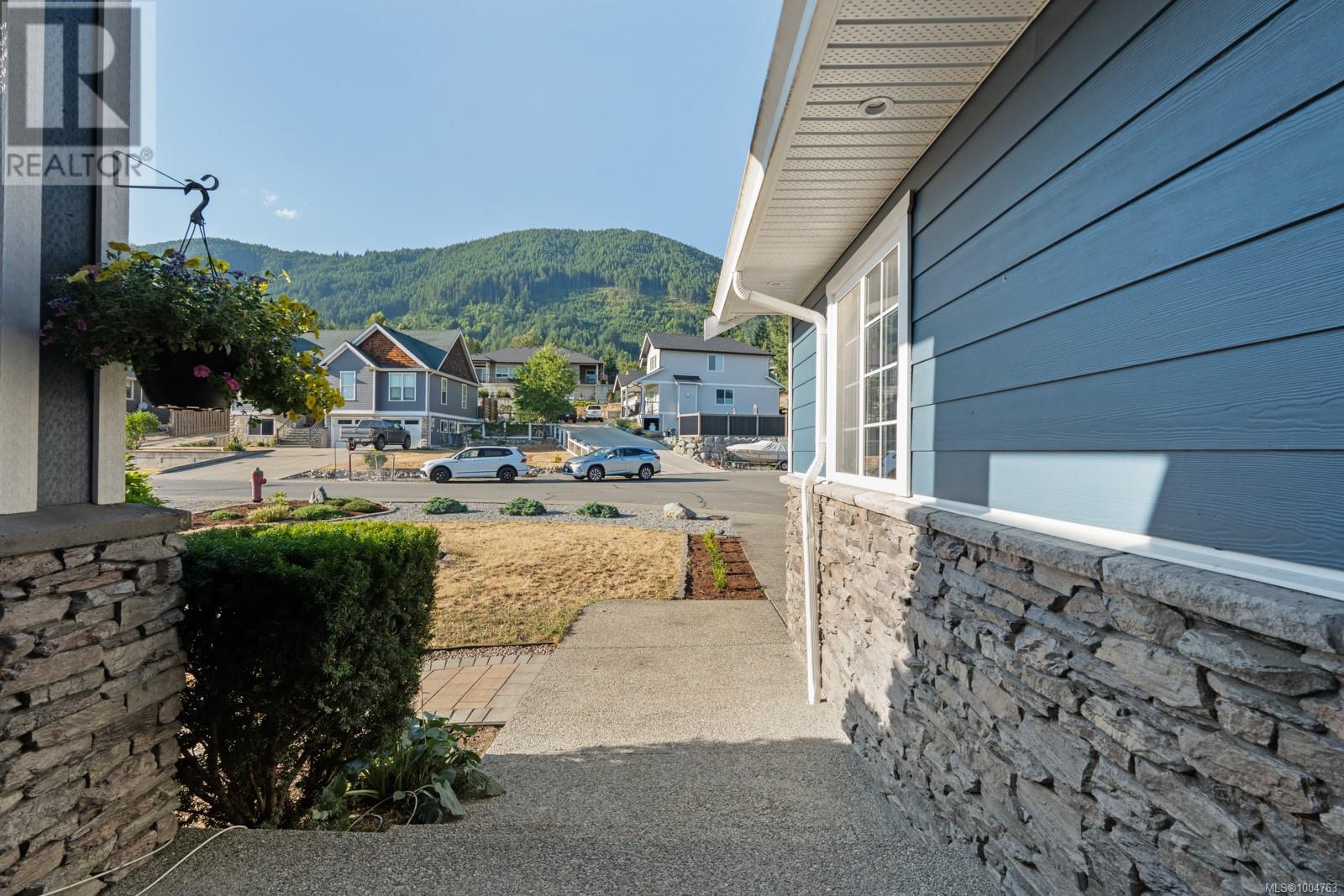 112 Beech Cres, Lake Cowichan