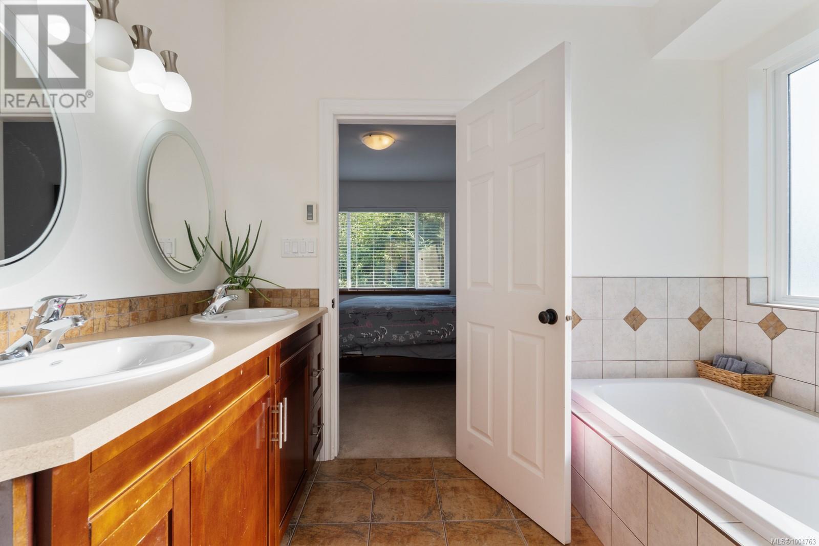 112 Beech Cres, Lake Cowichan
