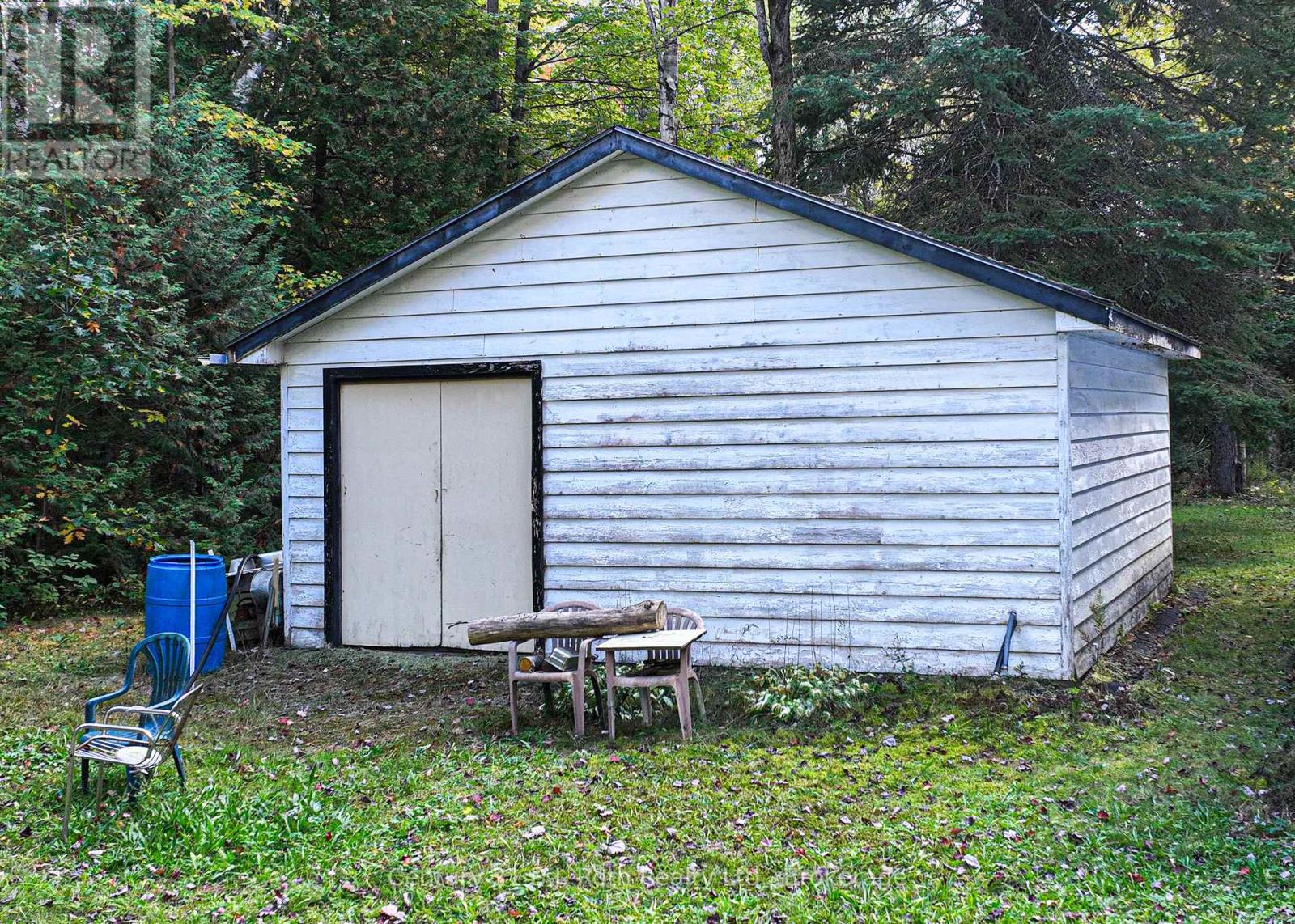 Photo 24 of 6571 Pioneer Village Lane, Ramara ON