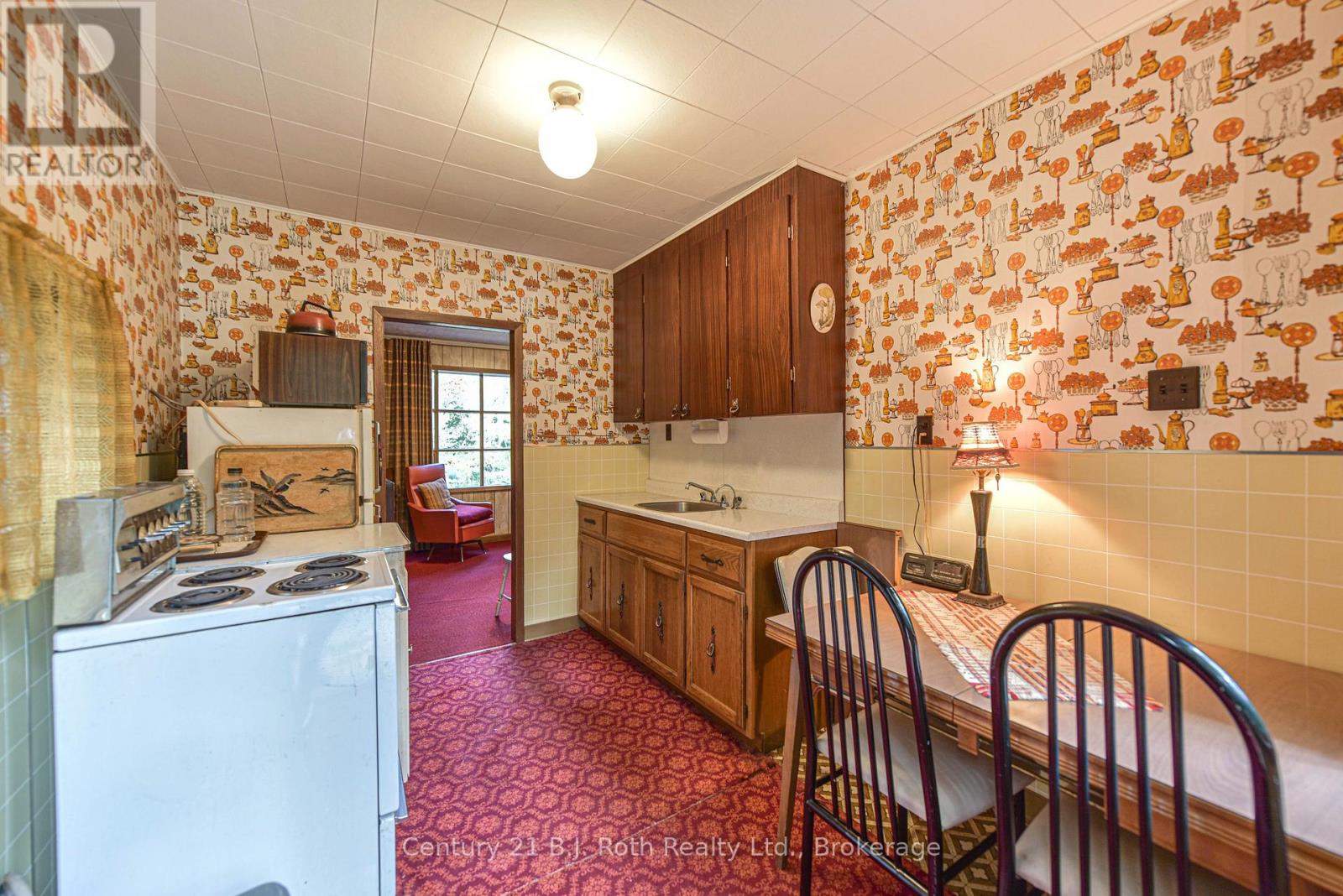 Photo 31 of 6571 Pioneer Village Lane, Ramara ON