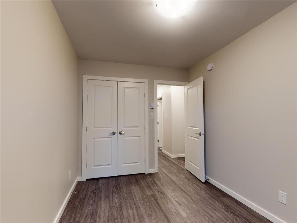 Photo 36 of 799 Weatherdon Avenue, Winnipeg MB