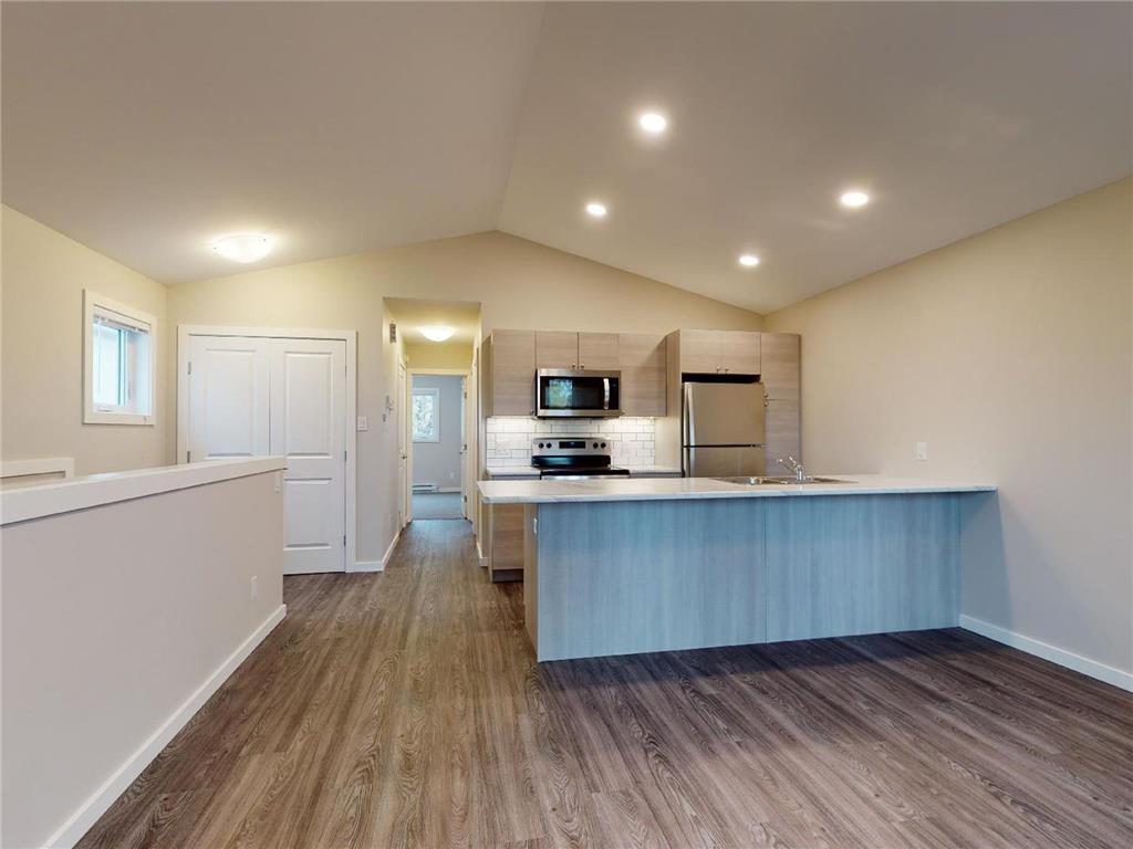 Photo 32 of 799 Weatherdon Avenue, Winnipeg MB