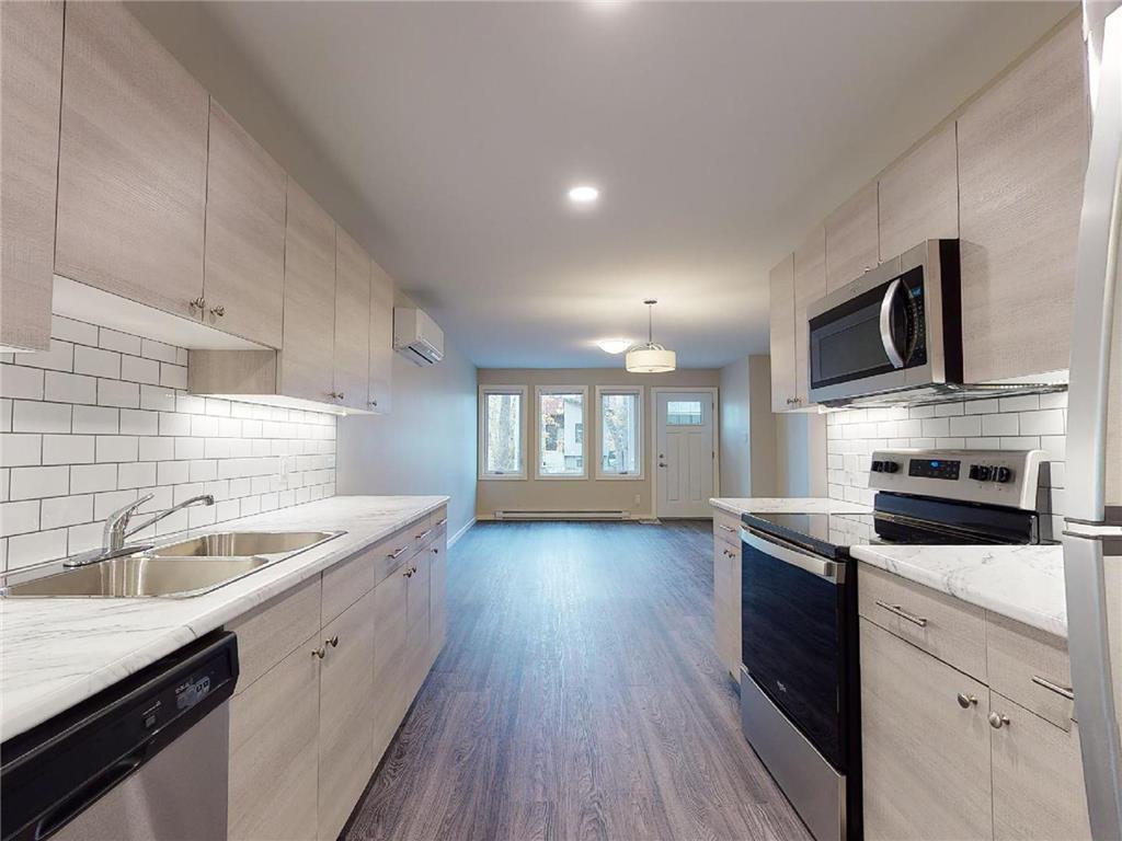 Photo 12 of 799 Weatherdon Avenue, Winnipeg MB