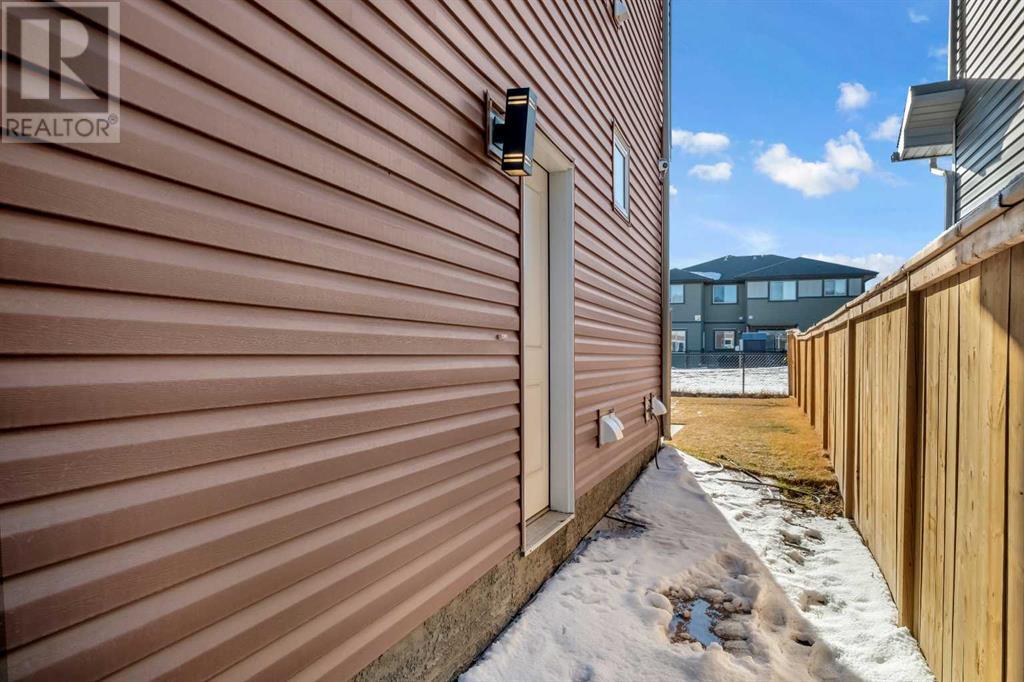 Photo 35 of 16 Midtown Close Sw, Airdrie AB