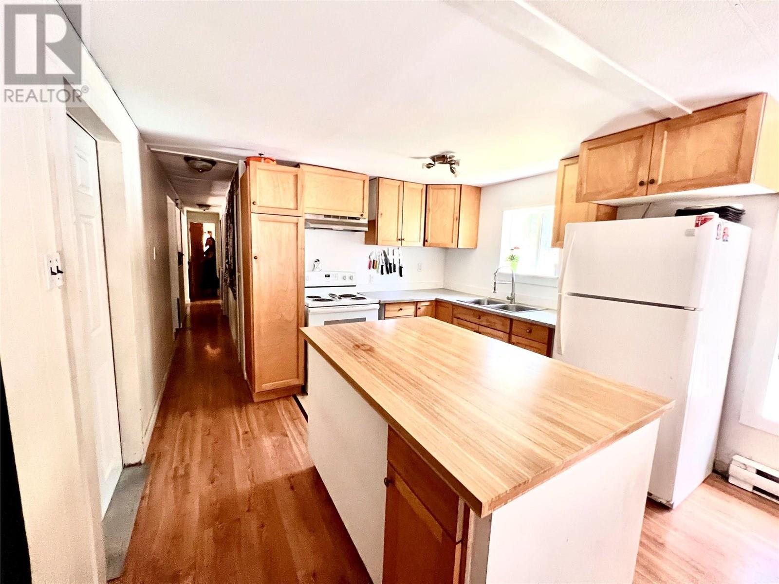 Photo 26 of 3701 Sabrina Road, Bonnington BC