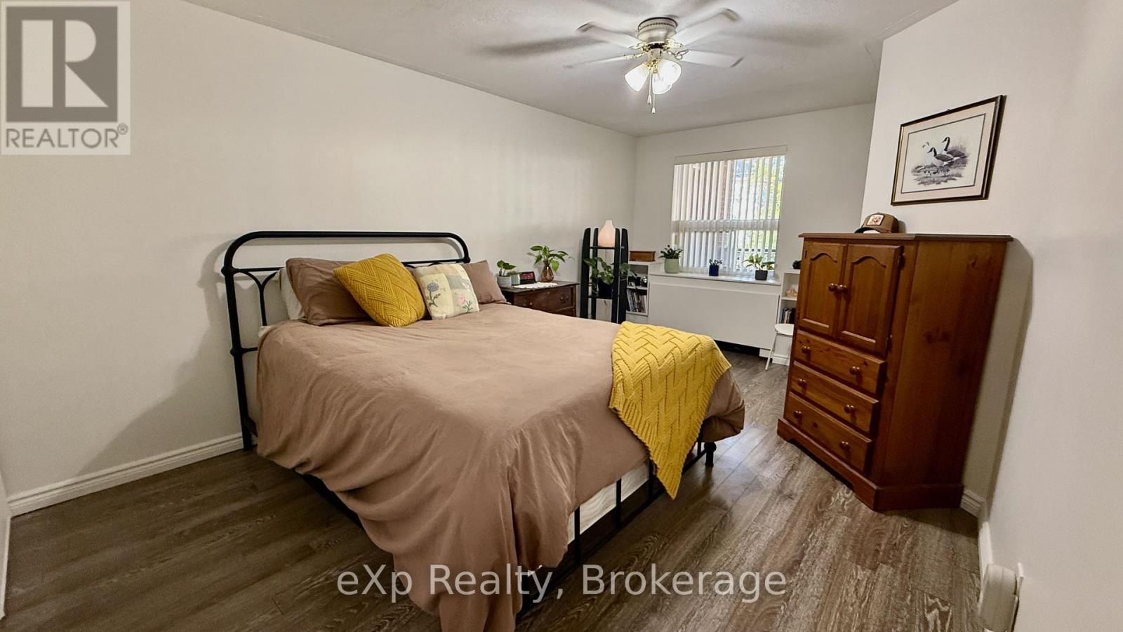 Photo 24 of 105 536 11 Th Avenue E, Hanover ON