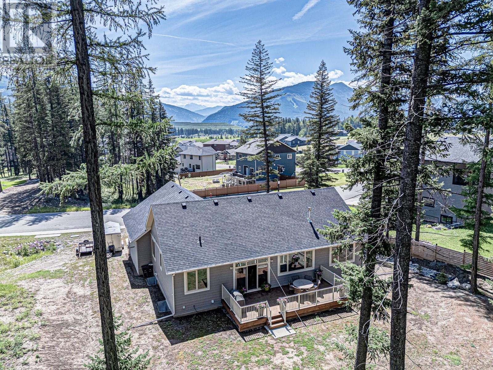 Photo 5 of 2041 Golden Eagle Drive, Sparwood BC