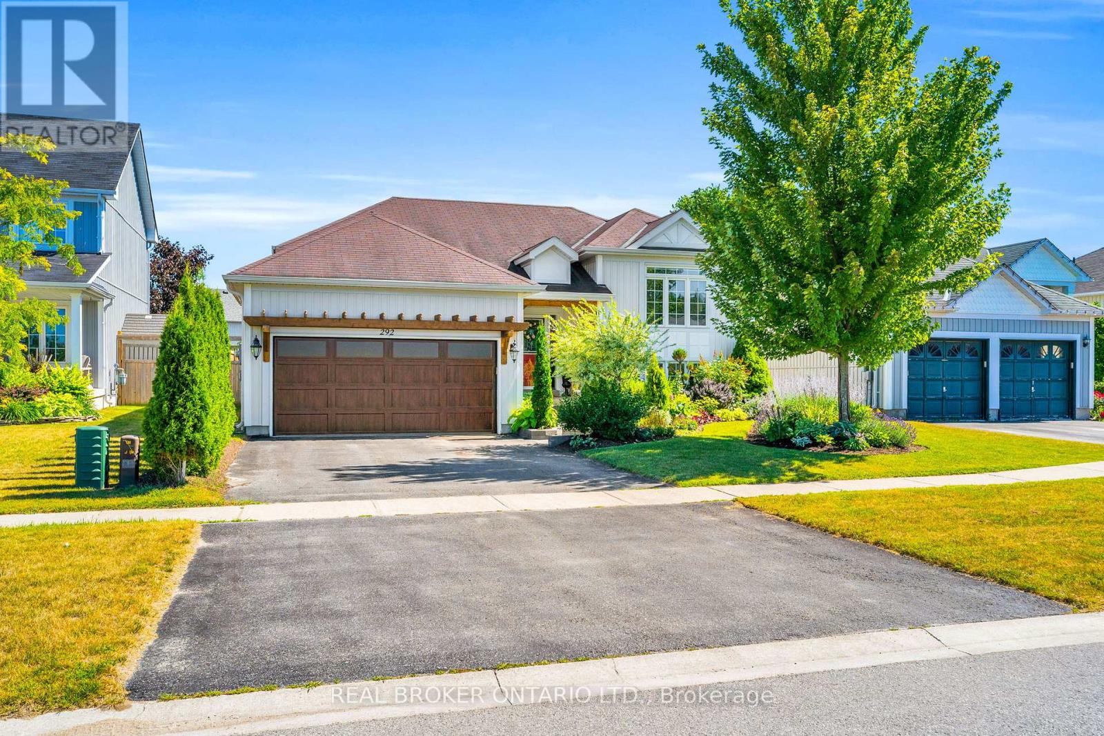 Photo 22 of 292 Regina Street, Clearview ON