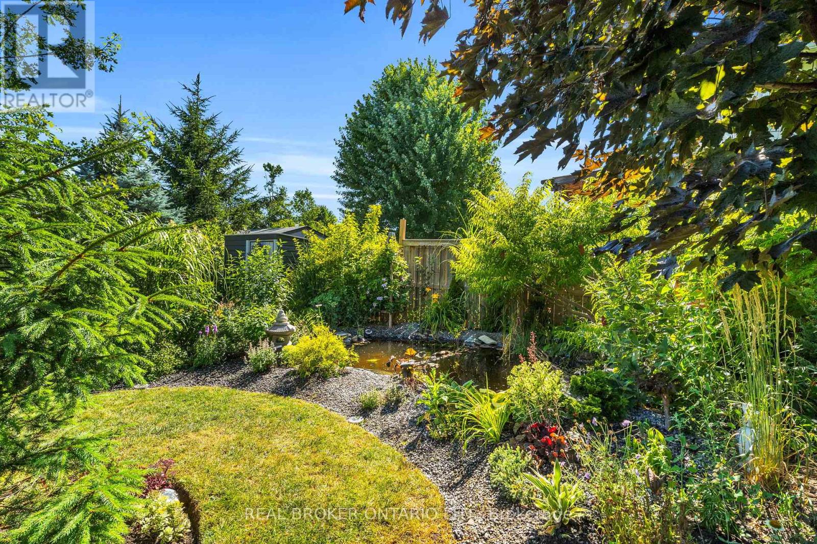 Photo 28 of 292 Regina Street, Clearview ON