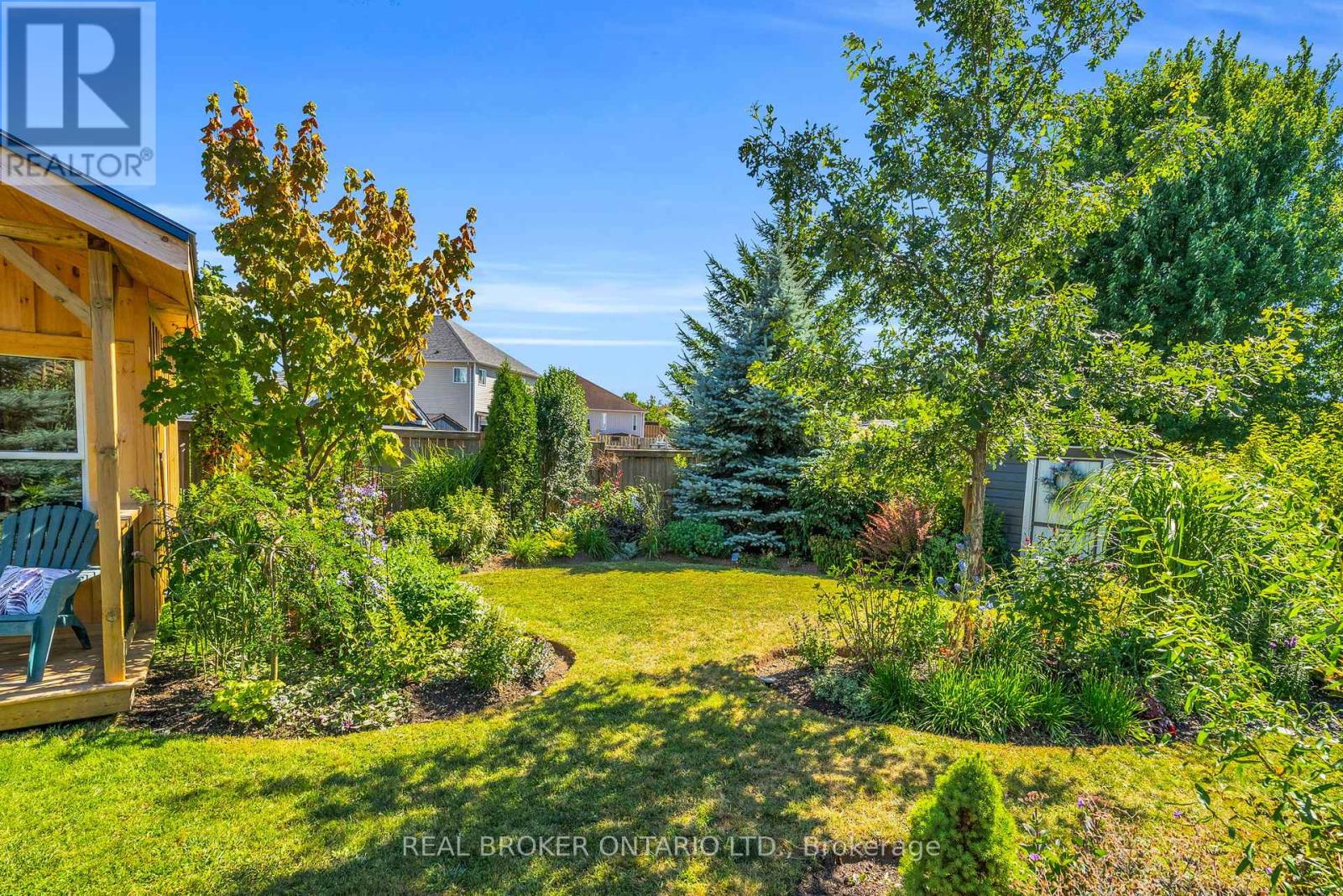 Photo 3 of 292 Regina Street, Clearview ON