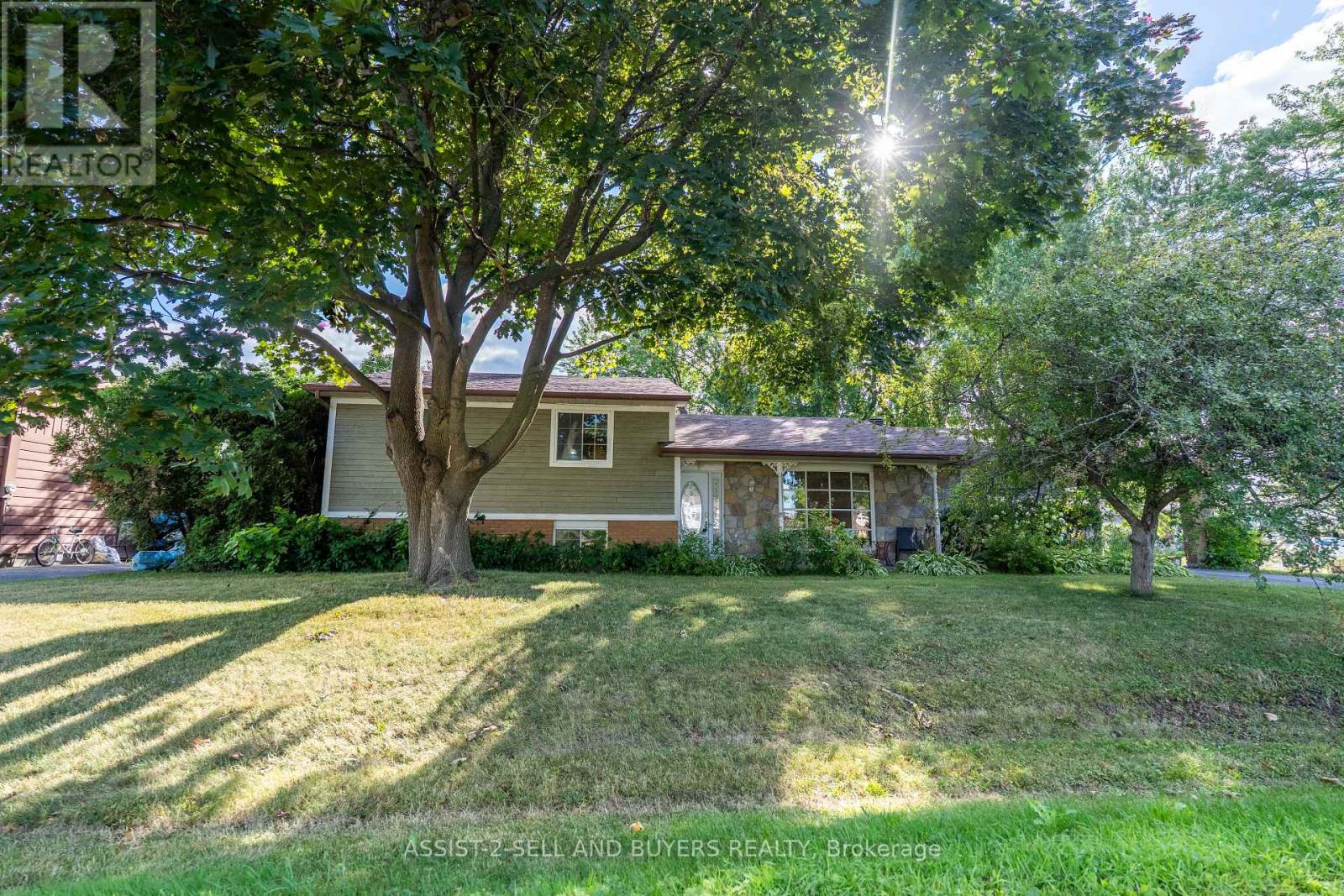 Photo 25 of 3230 Cadeb Avenue, Cornwall ON