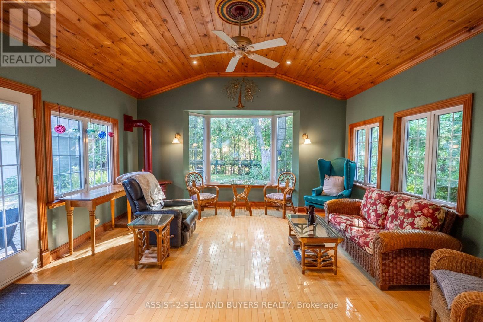 Photo 2 of 3230 Cadeb Avenue, Cornwall ON