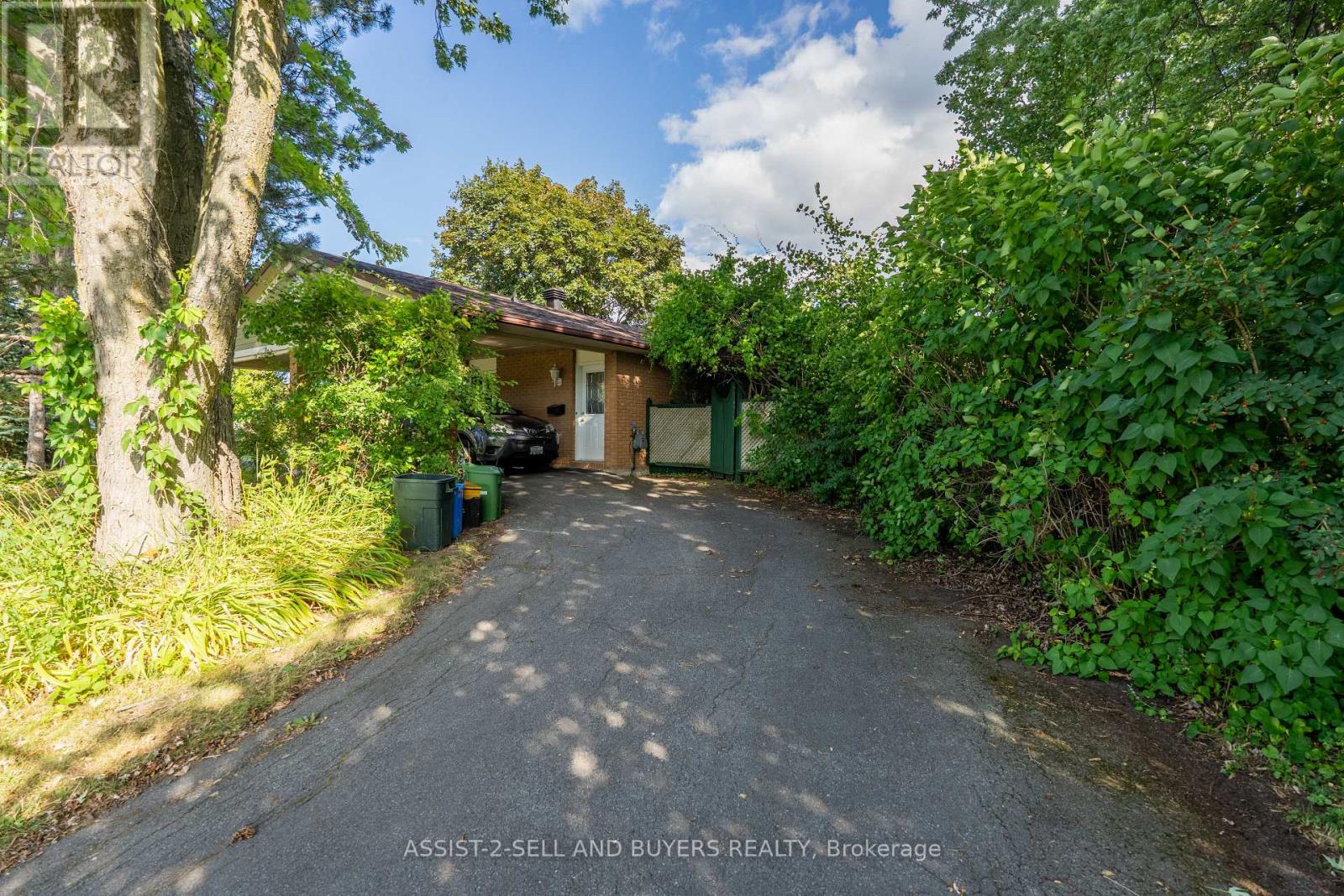 Photo 9 of 3230 Cadeb Avenue, Cornwall ON
