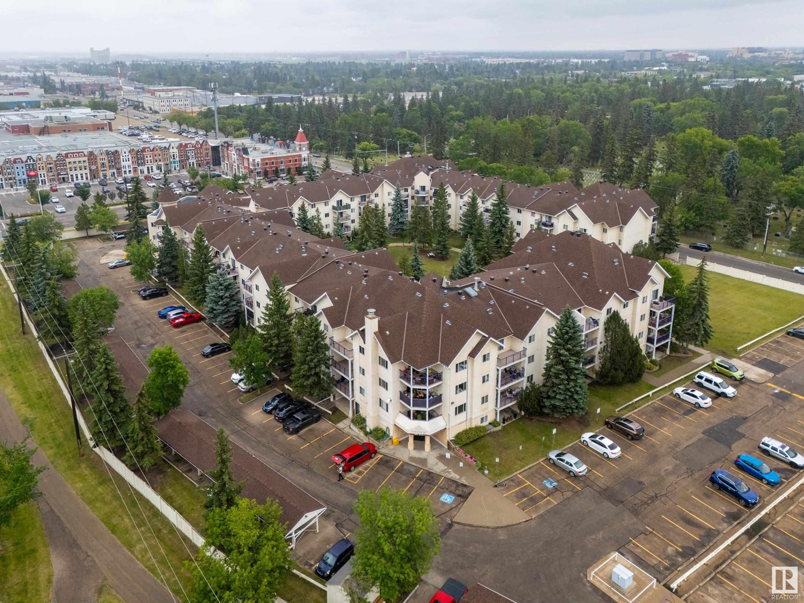 Photo 30 of 134 10636 120 St Nw, Edmonton AB