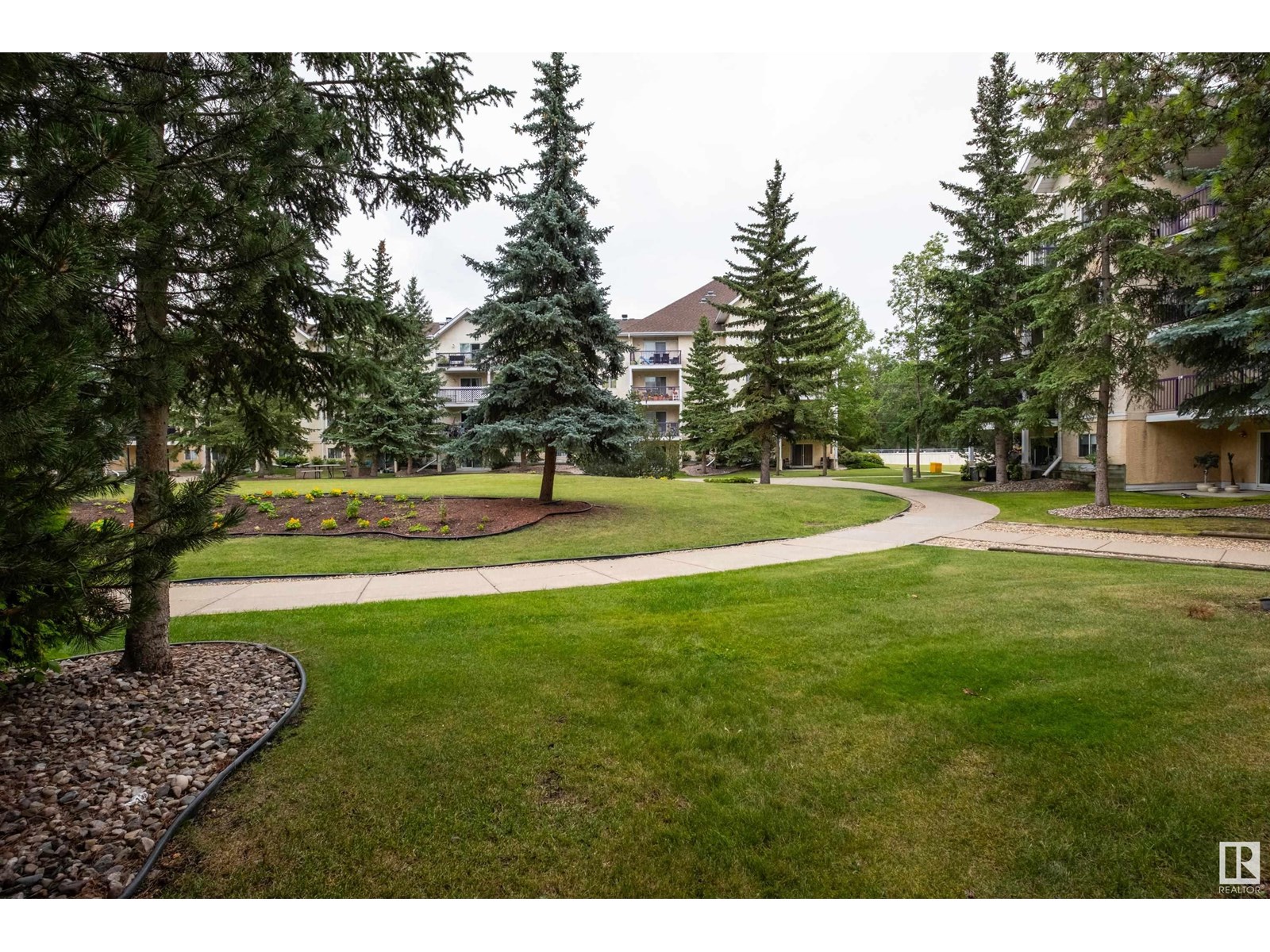 Photo 26 of 134 10636 120 St Nw, Edmonton AB