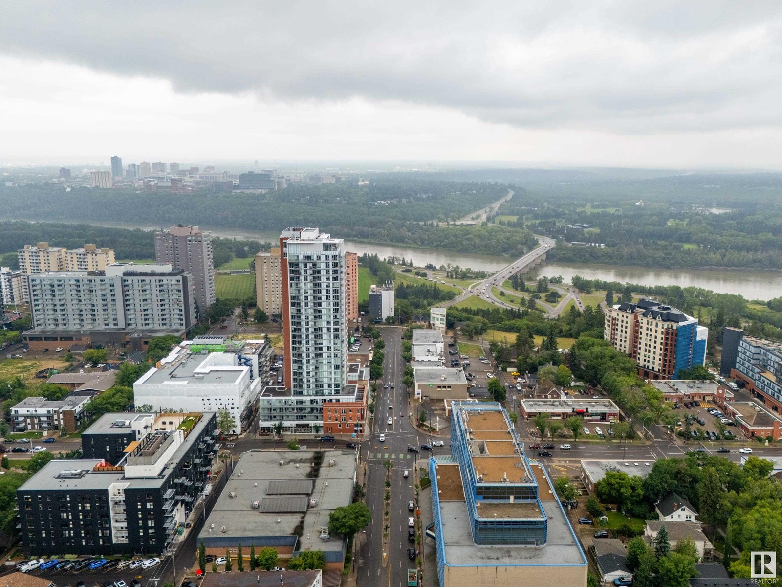 Photo 3 of 134 10636 120 St Nw, Edmonton AB