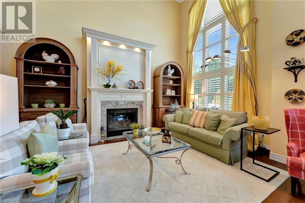 Photo 13 of 158 Willow Street Unit 23, Paris ON