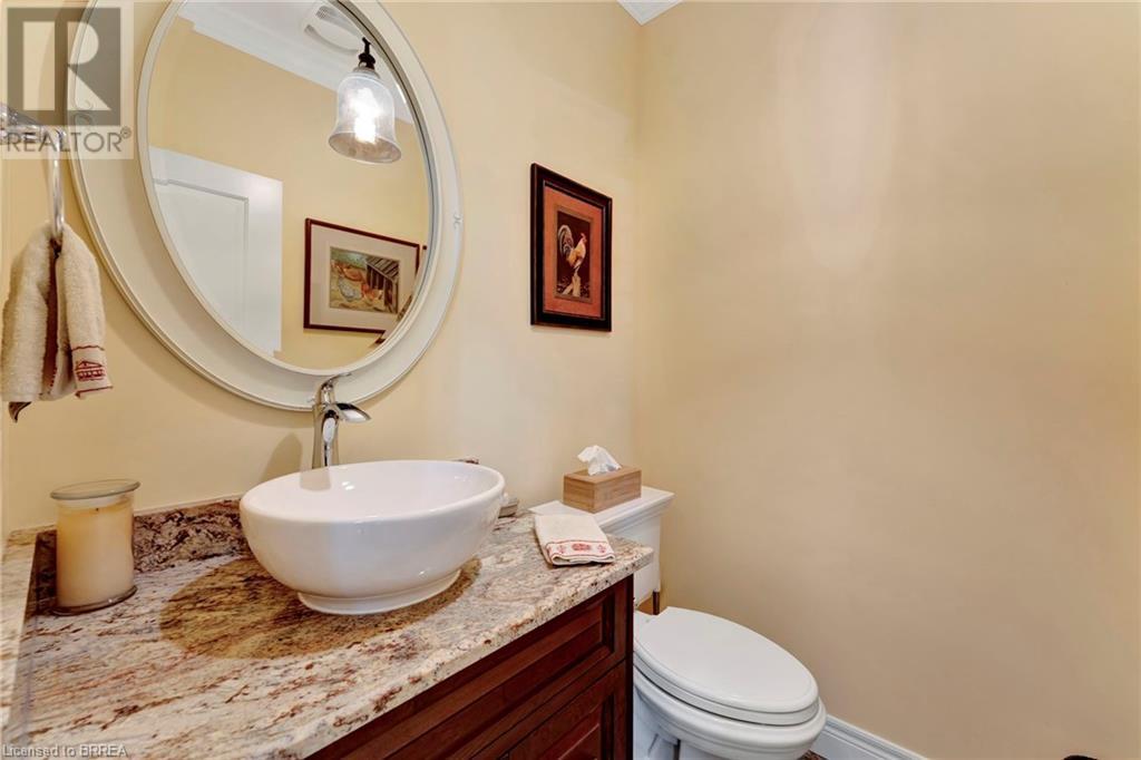 Photo 9 of 158 Willow Street Unit 23, Paris ON