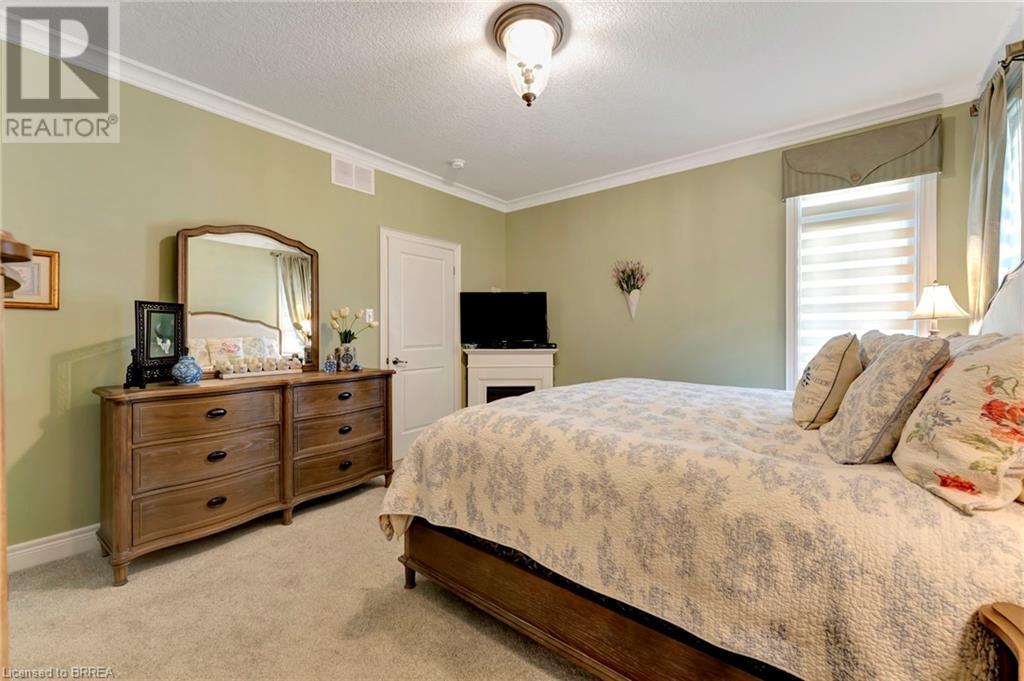 Photo 22 of 158 Willow Street Unit 23, Paris ON